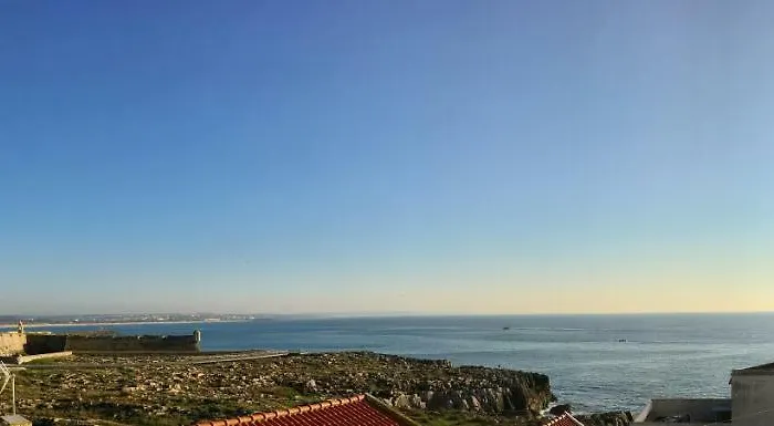 Casa Do Gato Que Queria Pescador * بينيش